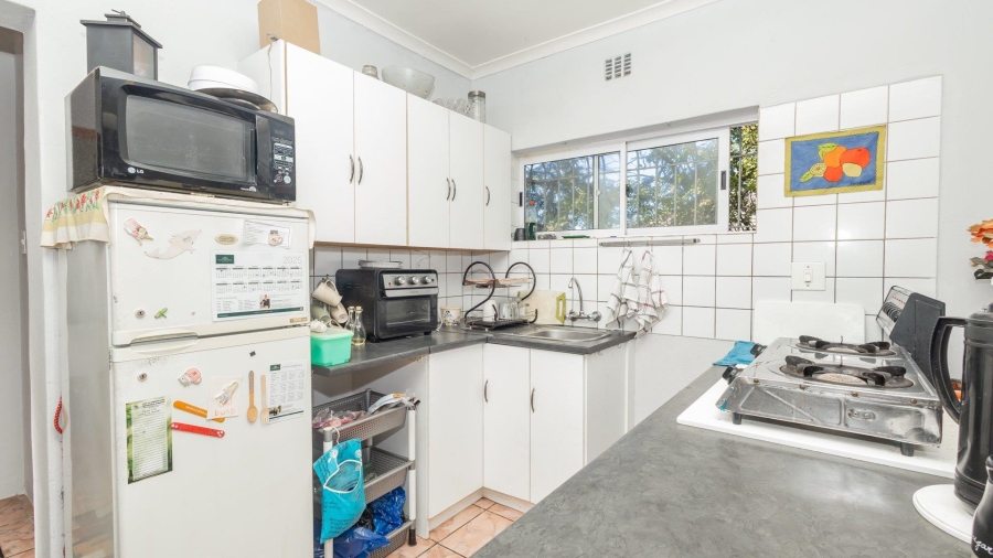5 Bedroom Property for Sale in Avondale Western Cape